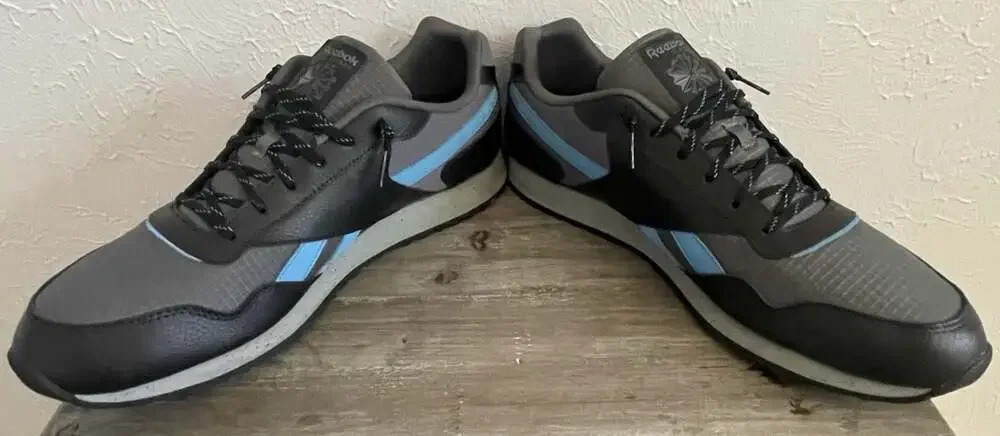 Reebok Classic Mens 15 Low Athletic Sneakers Gray Black Blue Leather & Nylon EUC